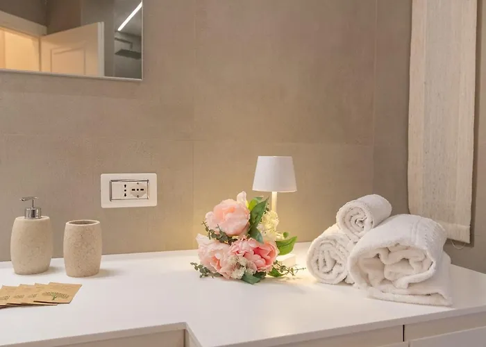 Luna Fashion Steps - Near Vannucci