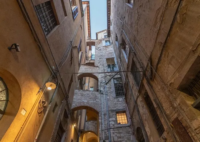 Appartement Luna Fashion Steps - Near Vannucci *