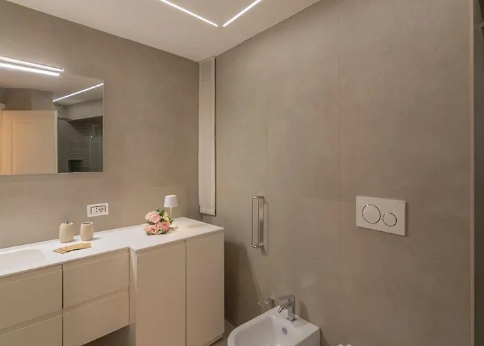 Luna Fashion Steps - Near Vannucci Appartement *